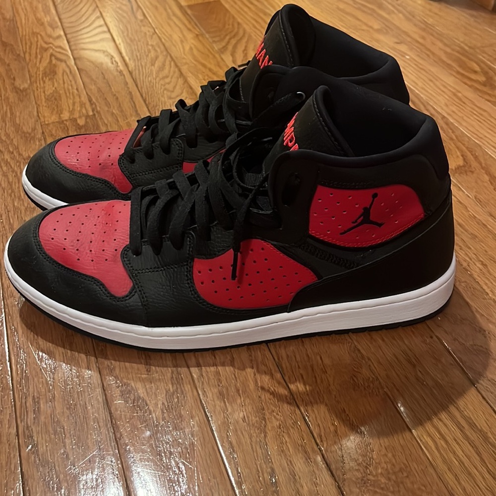 Jordan Access- Jumpman